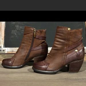 Antelope Brown Leather Ankle Boots Style 655 Sz 6